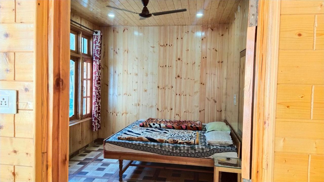 Kasol Wooden Cottage ภายนอก รูปภาพ