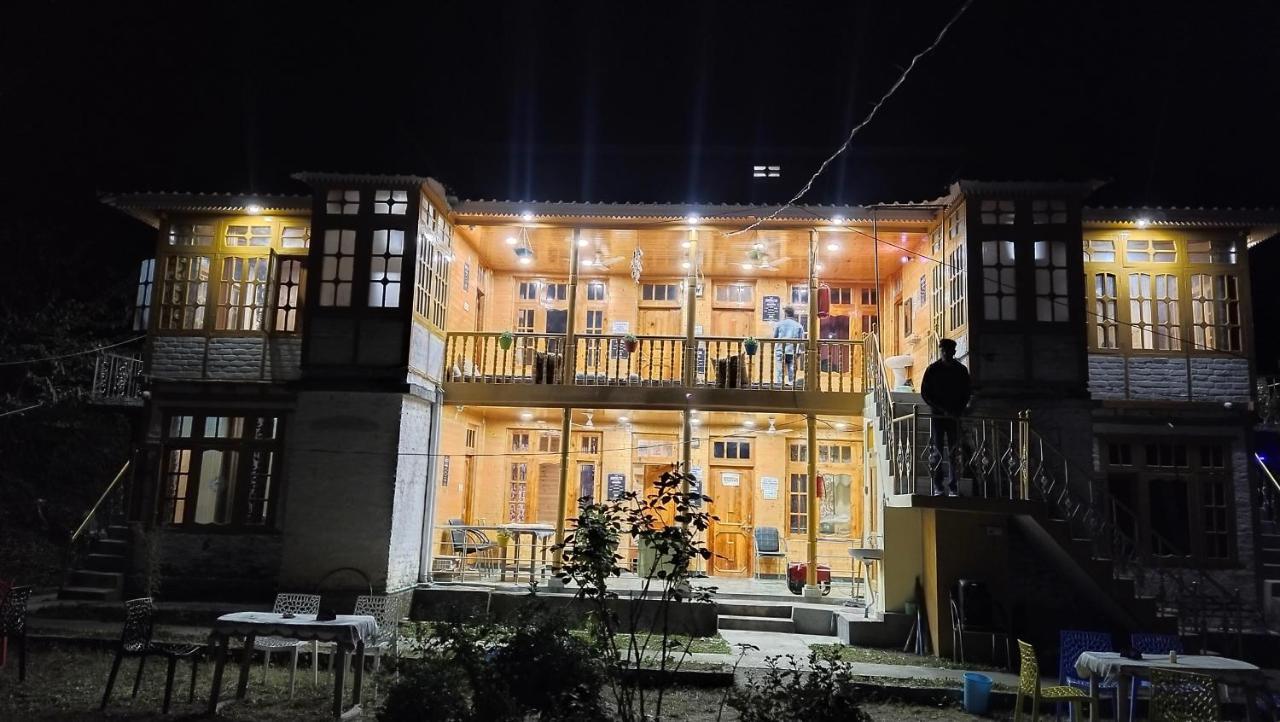 Kasol Wooden Cottage ภายนอก รูปภาพ
