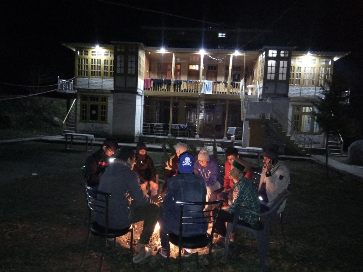 Kasol Wooden Cottage ภายนอก รูปภาพ